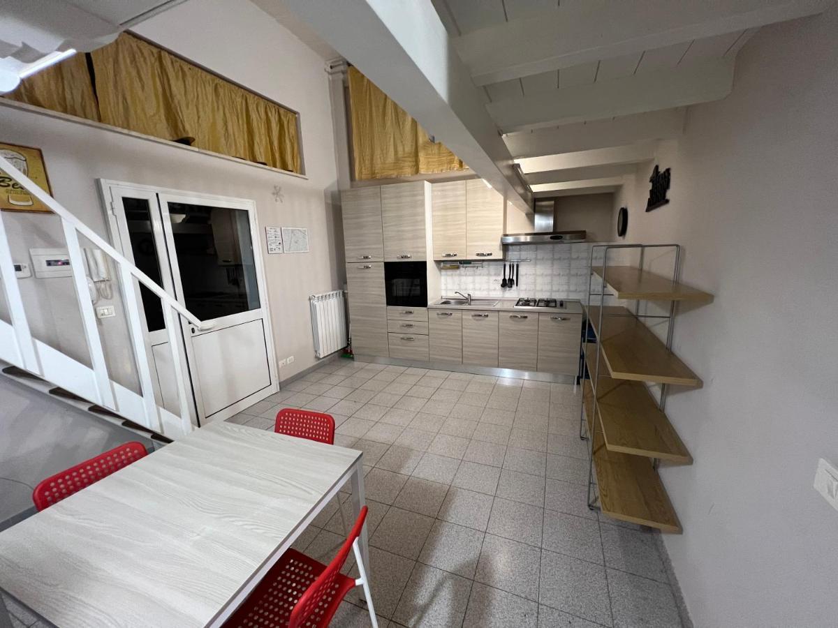 Modern Loft Apartment Rome Exterior photo