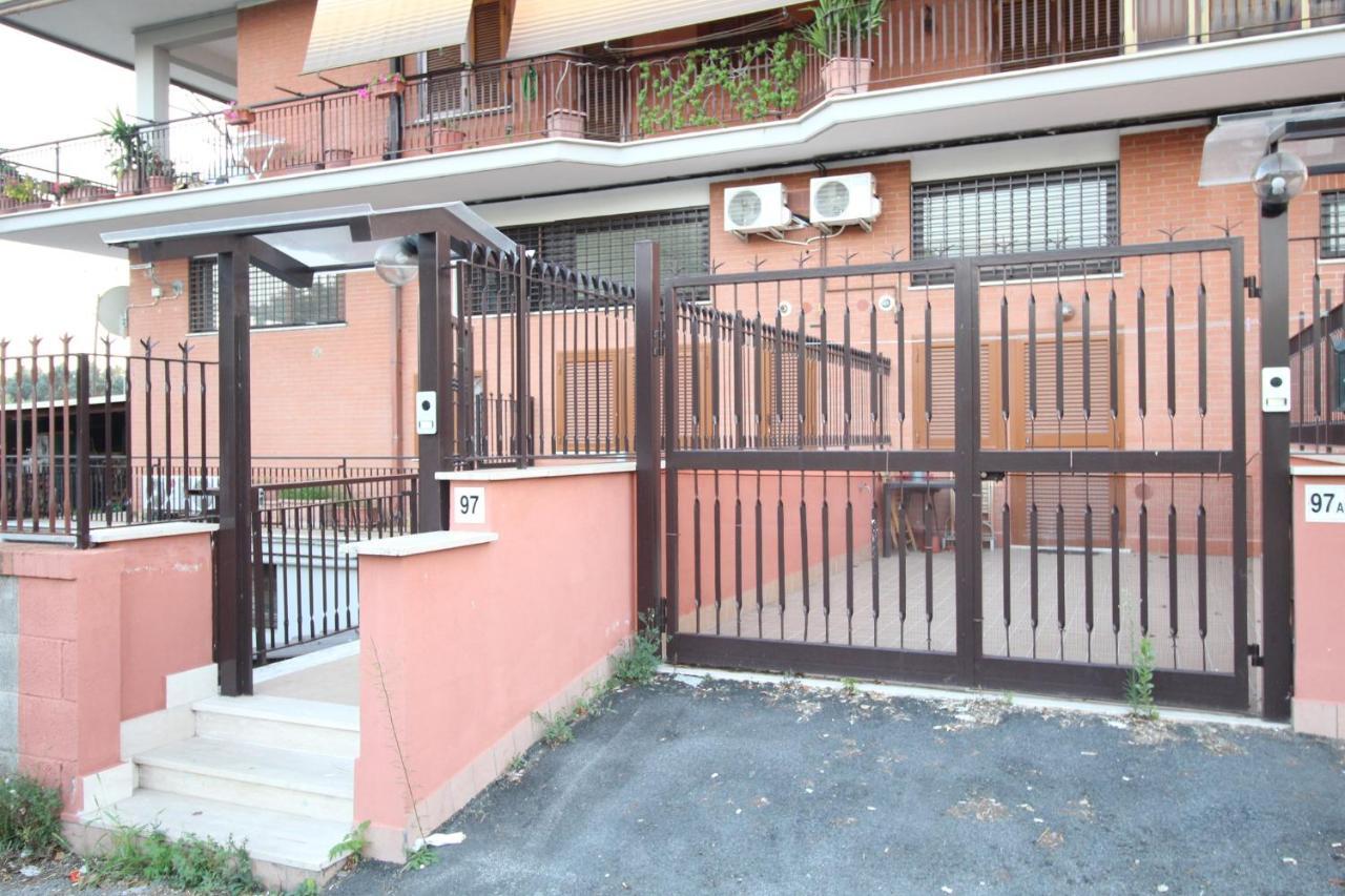 Modern Loft Apartment Rome Exterior photo