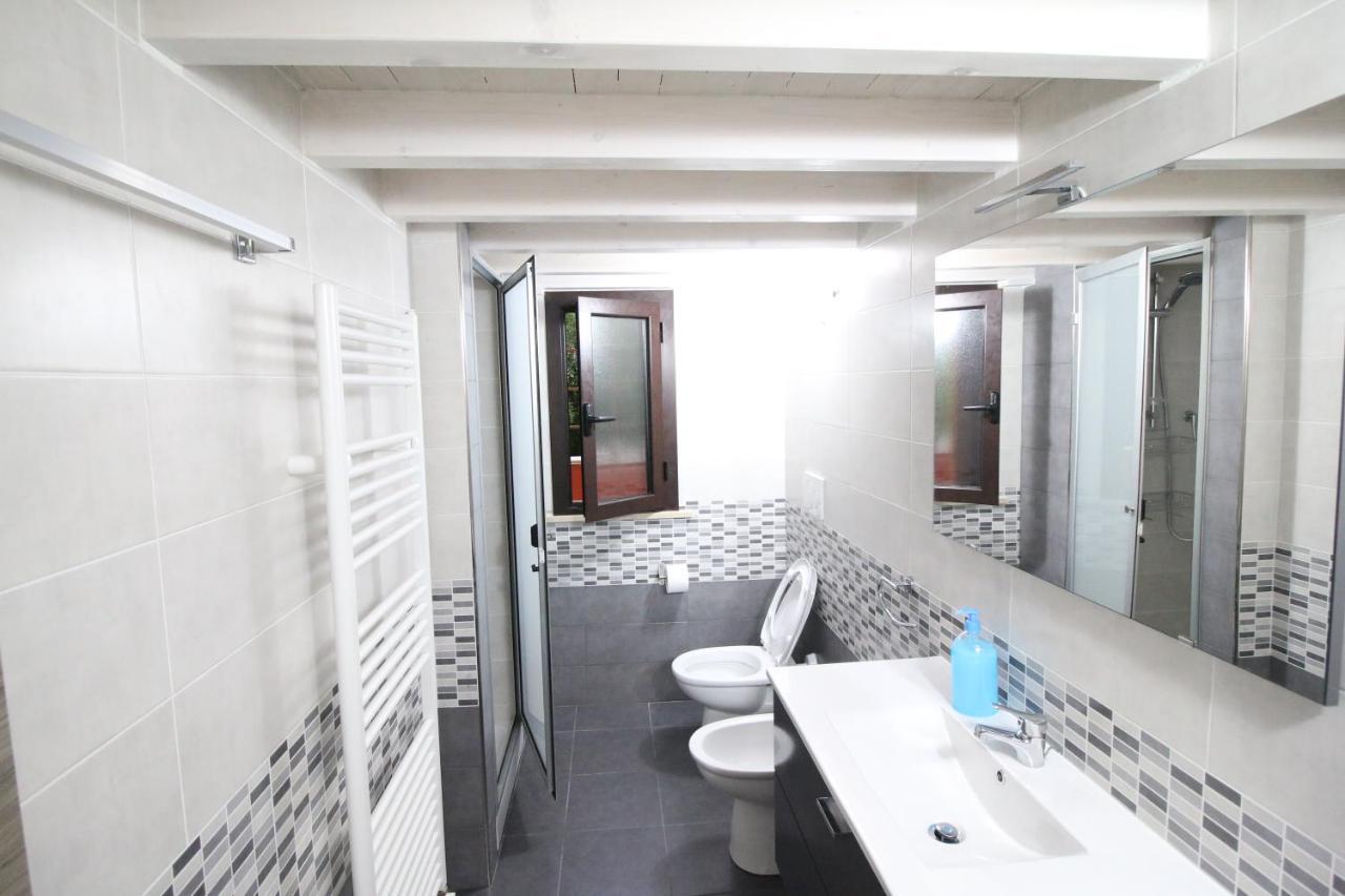 Modern Loft Apartment Rome Exterior photo